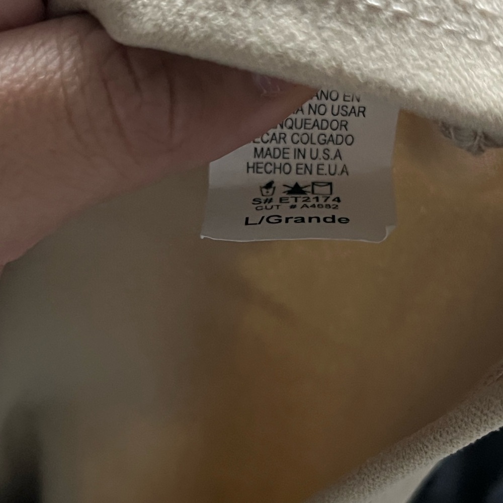 NWOT Elegant Tan V-Neck Crop Top - Picture 6 of 6